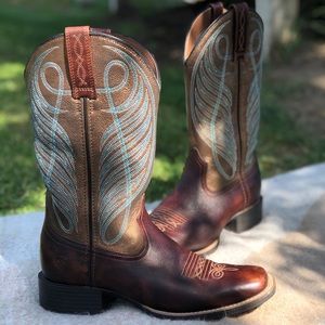 Ariat square toe cowgirl boots